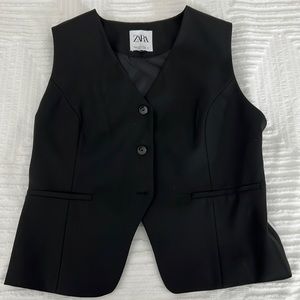 Zara vest waistcoat black from Madrid Spain open back club but fits more like Lg